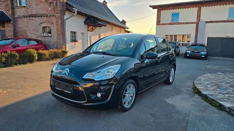 Schwarz Gebraucht 2011 Citroën C3 Kleinwagen | 3.300 € (Guter Preis) - Bild 1/4