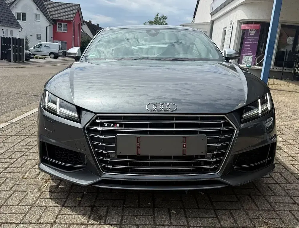 Gebraucht Audi TTS Sport 310 PS (228 kW) 2016 Grau Coupé
