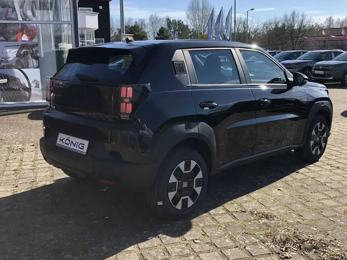 Gebraucht Fiat Grande Panda Icon 101 PS (74 kW) 2026 Schwarz Kleinwagen