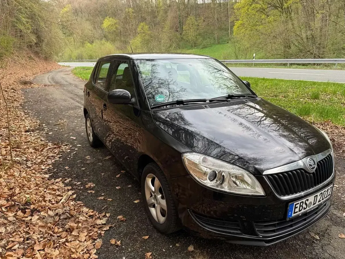 Second-hand Skoda Fabia 105 CP (77 kW) 2013 Negru Berlinǎ