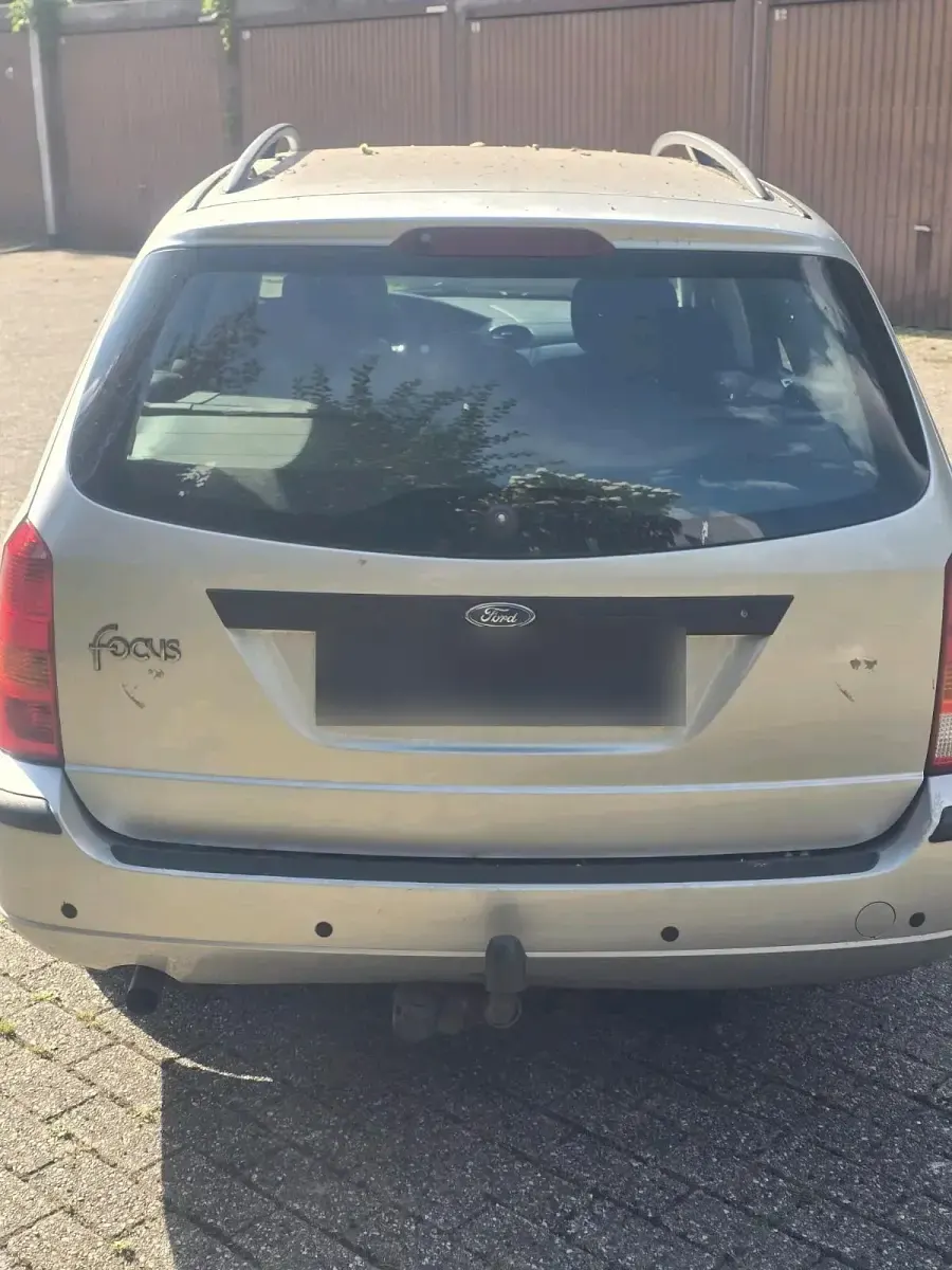 Gebraucht Ford Focus 75 PS (55 kW) 2004 Grau Kombi