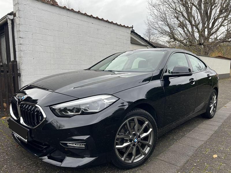 Schwarz Gebraucht 2023 BMW 220 Sport Line Coupé | 31.700 € (Fairer Preis) - Bild 1/4