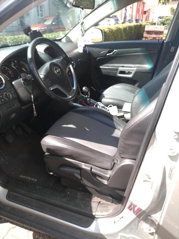 Gebraucht Opel Antara 163 PS (119 kW) 2011 Grau SUV