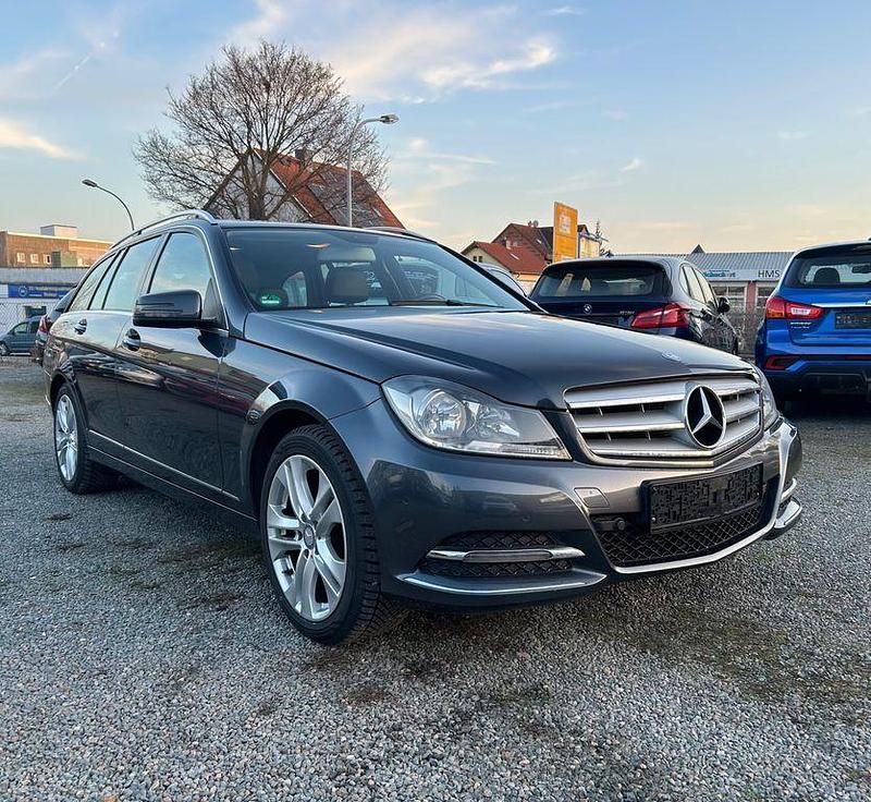 Second-hand Mercedes C180 156 CP (114 kW) 2013 Gri Break