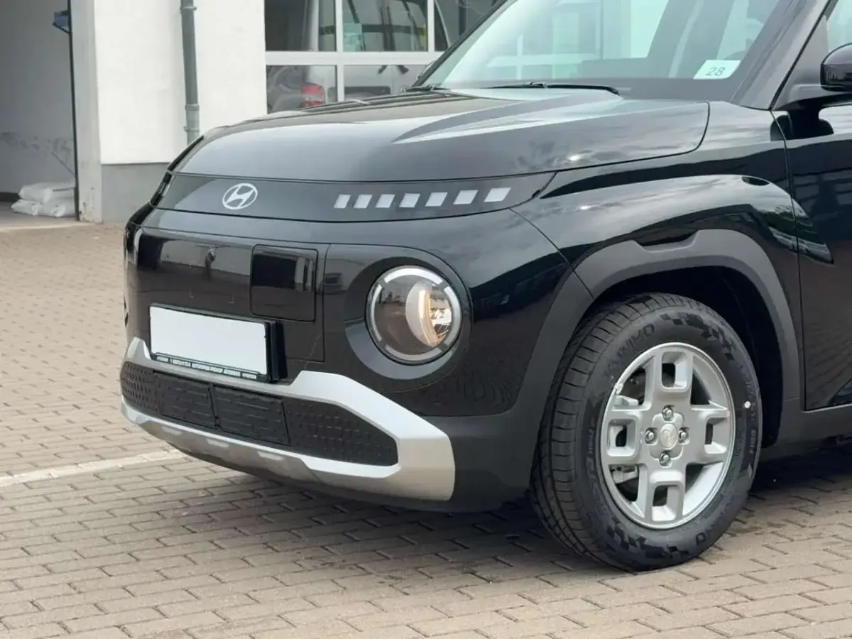 Neu Hyundai Inster Trend 85 kW (116 PS) 2026 Schwarz Kleinwagen