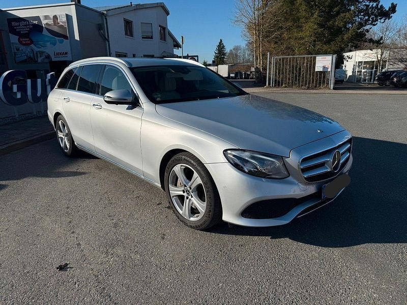 Gebraucht Mercedes E400 Avantgarde 333 PS (244 kW) 2018 Grau Kombi