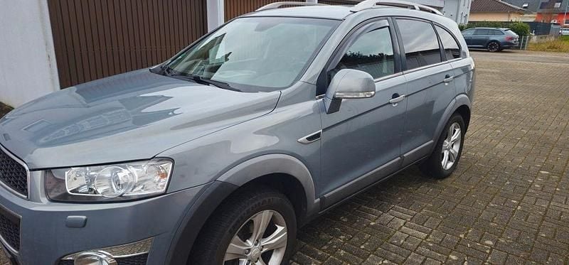 Gebraucht Chevrolet Captiva LTZ 184 PS (135 kW) 2012 Grau SUV