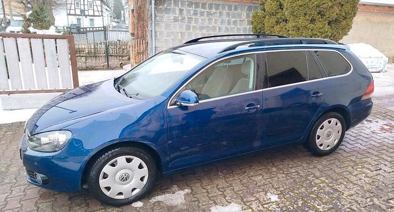 Gebraucht VW Golf VI 125 PS (91 kW) 2011 Blau Kleinwagen