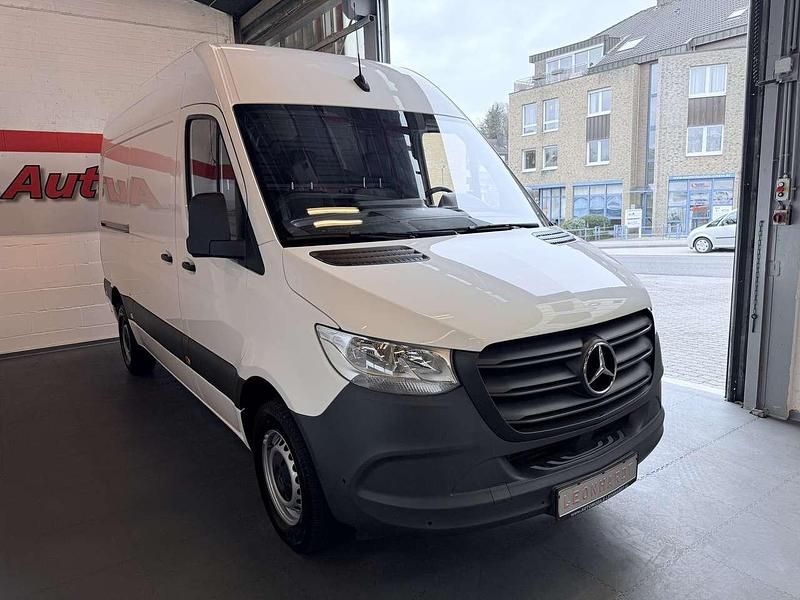 Gebraucht Mercedes Sprinter 150 PS (110 kW) 2025 Arktikweiss Van