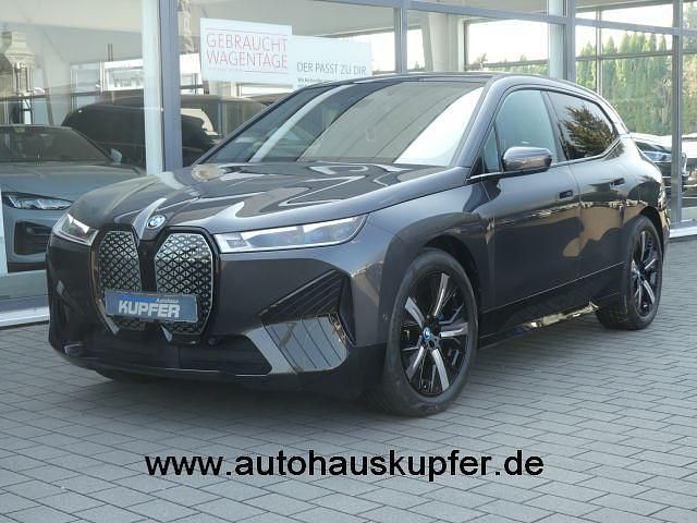 Sophistograu Gebraucht 2023 BMW iX Sport Line SUV | 65.500 € (Guter Preis) - Bild 1/4
