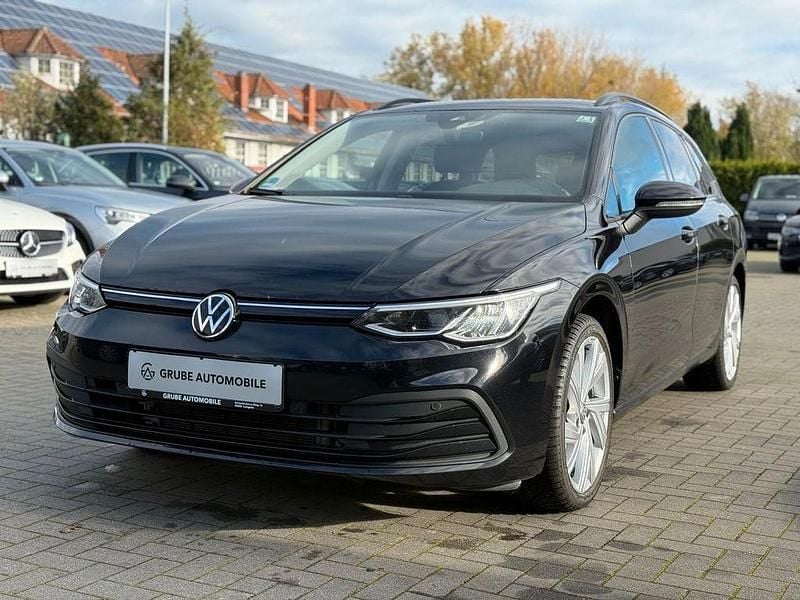 Schwarz Gebraucht 2022 VW Golf VIII Kombi | 15.990 € (Superpreis) - Bild 1/4