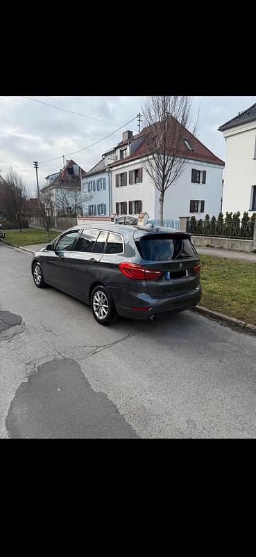 Gebraucht BMW 218 150 PS (110 kW) 2015 Grau Kombi