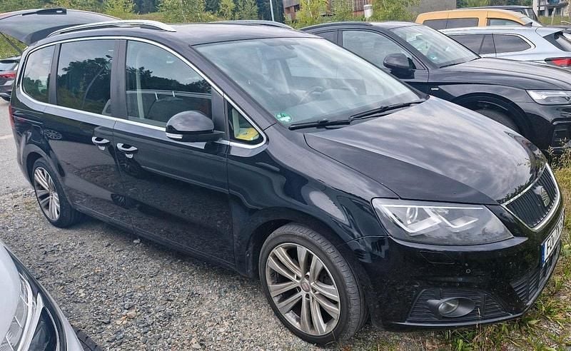 Schwarz Gebraucht 2013 Seat Alhambra Van / Kleinbus | 9.200 € (Superpreis) - Bild 1/4