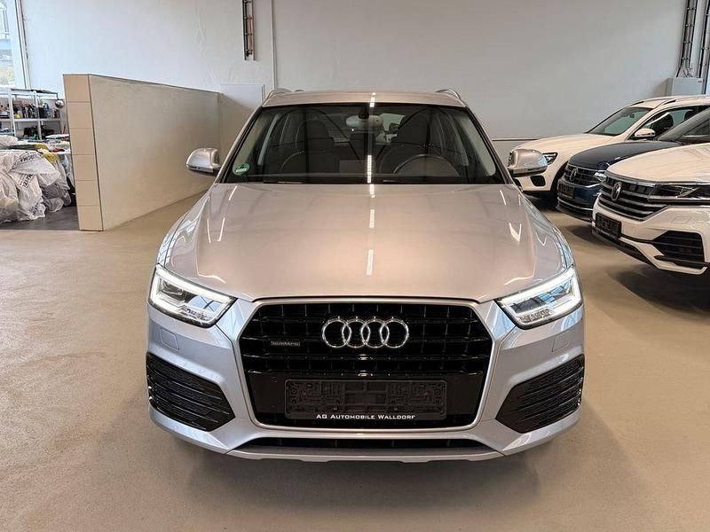 Gebraucht Audi Q3 S-Line 150 PS (110 kW) 2015 Silber SUV