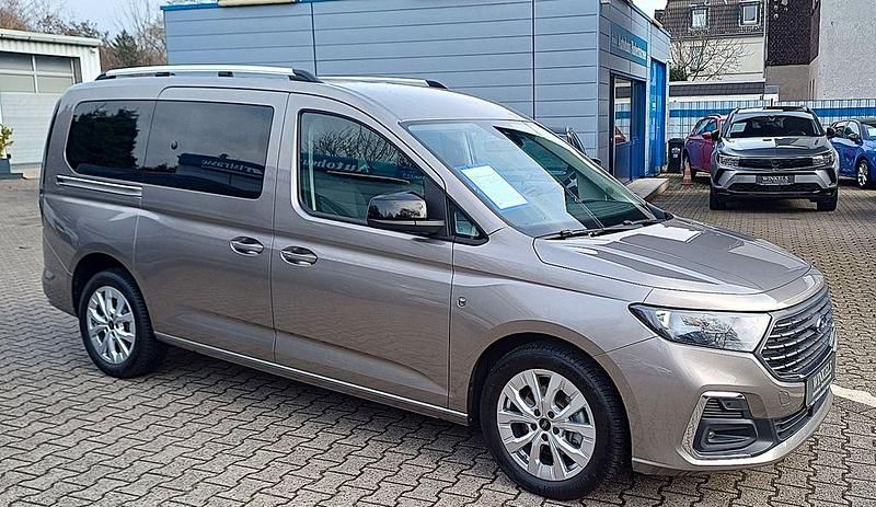 Gebraucht Ford Tourneo Titanium 122 PS (89 kW) 2025 Grau Kombi
