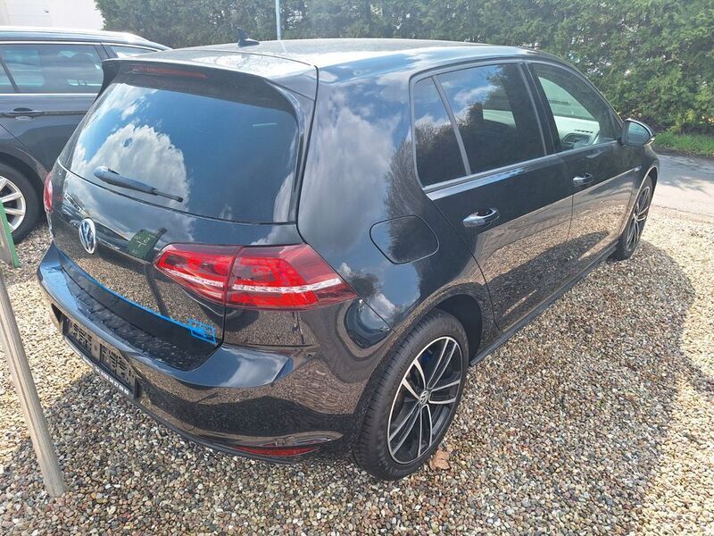 Gebraucht VW Golf VII GTE 150 PS (110 kW) 2016 Schwarz Limousine