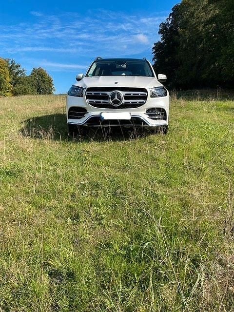 Weiß Gebraucht 2021 Mercedes GLS350 SUV | 67.500 € (Guter Preis) - Bild 1/4