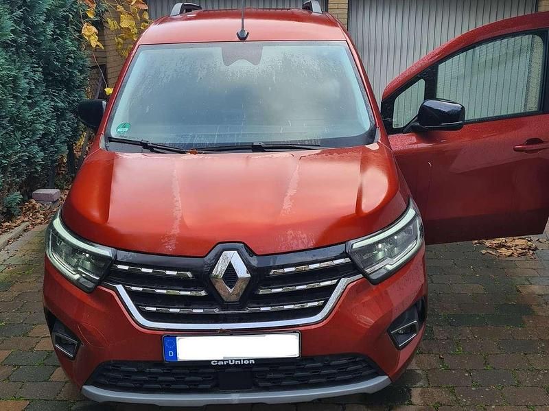 Gebraucht 2024 Renault Kangoo Van / Kleinbus | 25.000 € (Teuer) - Bild 1/4