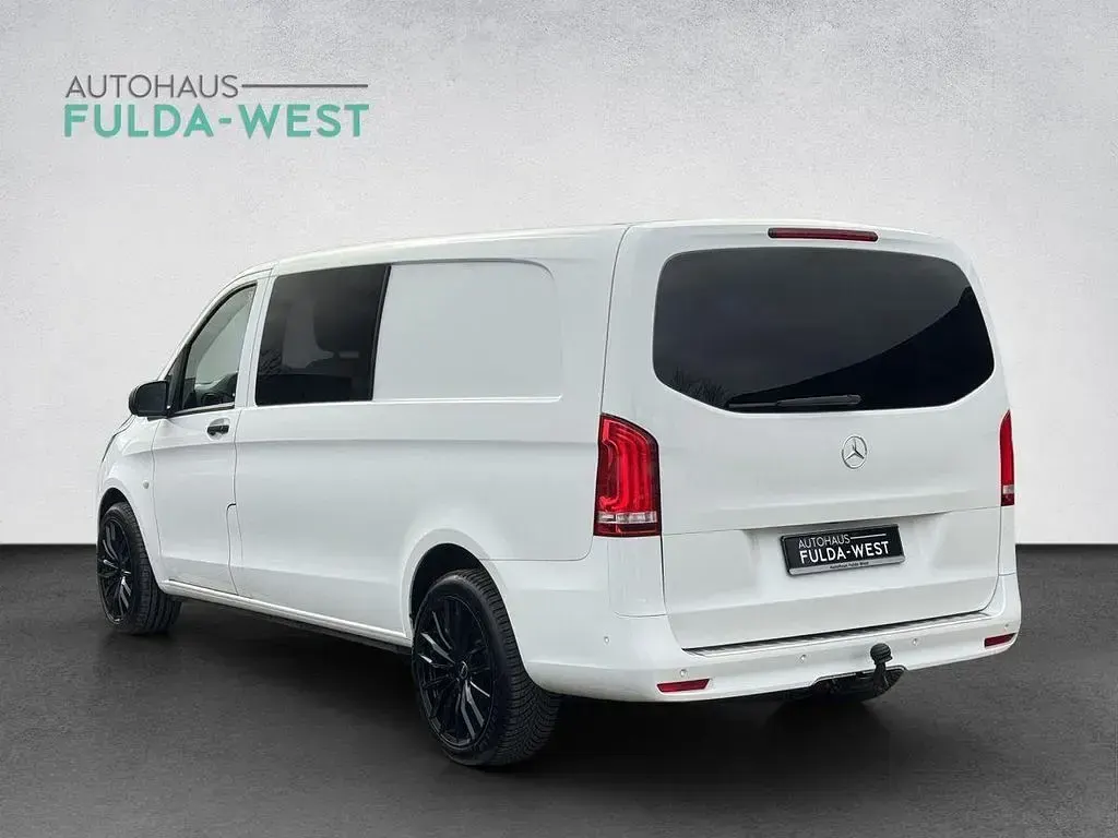 Gebraucht Mercedes Vito 239 PS (175 kW) 2021 Weiß Van