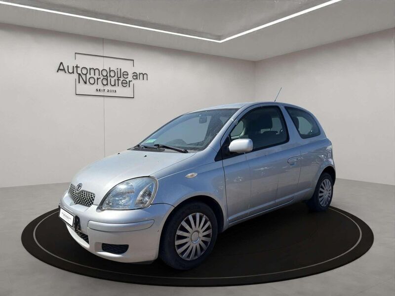 Grau Gebraucht 2005 Toyota Yaris Sol Kleinwagen | 2.390 € (Fairer Preis) - Bild 1/4
