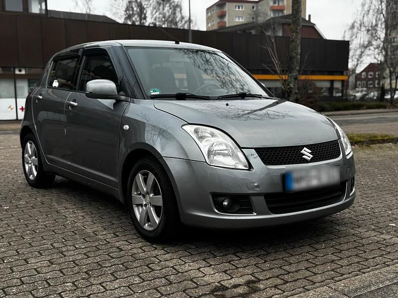 Gebraucht Suzuki Swift 92 PS (67 kW) 2008 Grau Kleinwagen