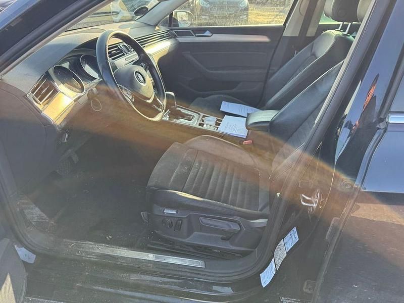 Gebraucht VW Passat Highline 150 PS (110 kW) 2014 Schwarz Kombi