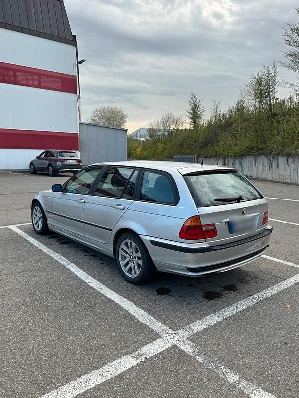Usata BMW 320 150 CV (110 kW) 2003 Argento Station wagon