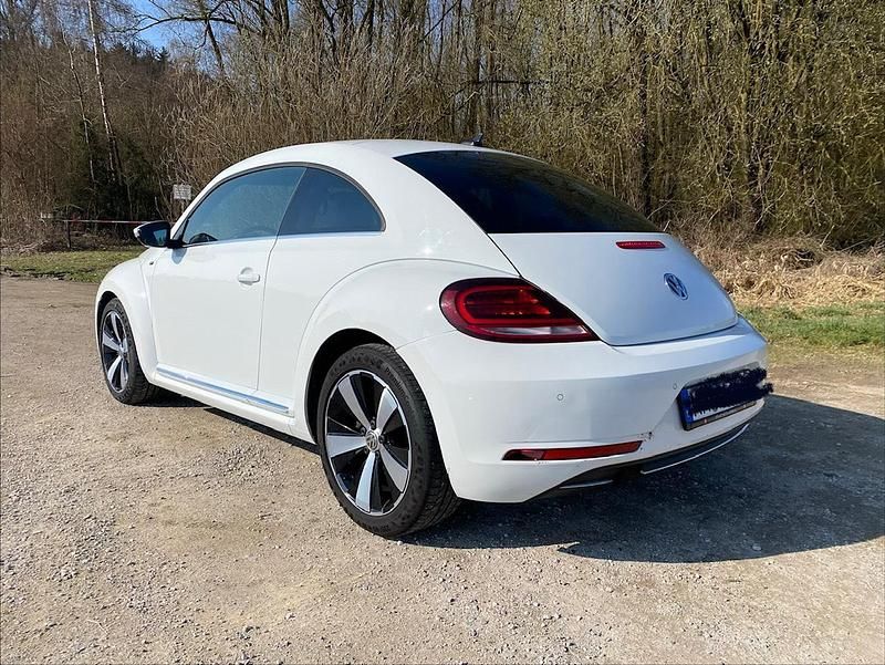 Gebraucht VW Golf Allstar 105 PS (77 kW) 2017 Weiß Coupé