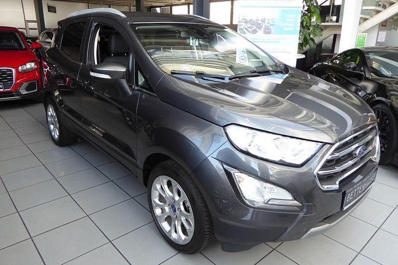 Usado Ford Ecosport Titanium 125 CV (91 kW) 2021 Gris SUV