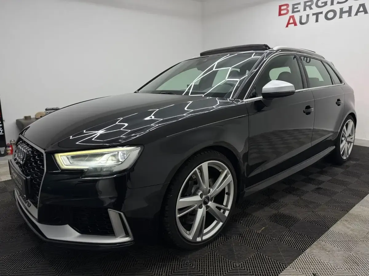 Gebraucht Audi RS3 Ambiente 400 PS (294 kW) 2017 Schwarz Limousine