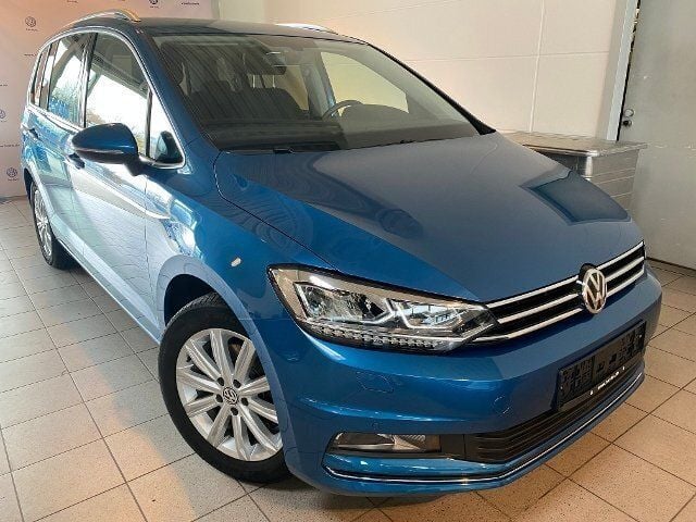Gebraucht VW Touran Highline 150 PS (110 kW) 2016 Blau metallic Van / Kleinbus