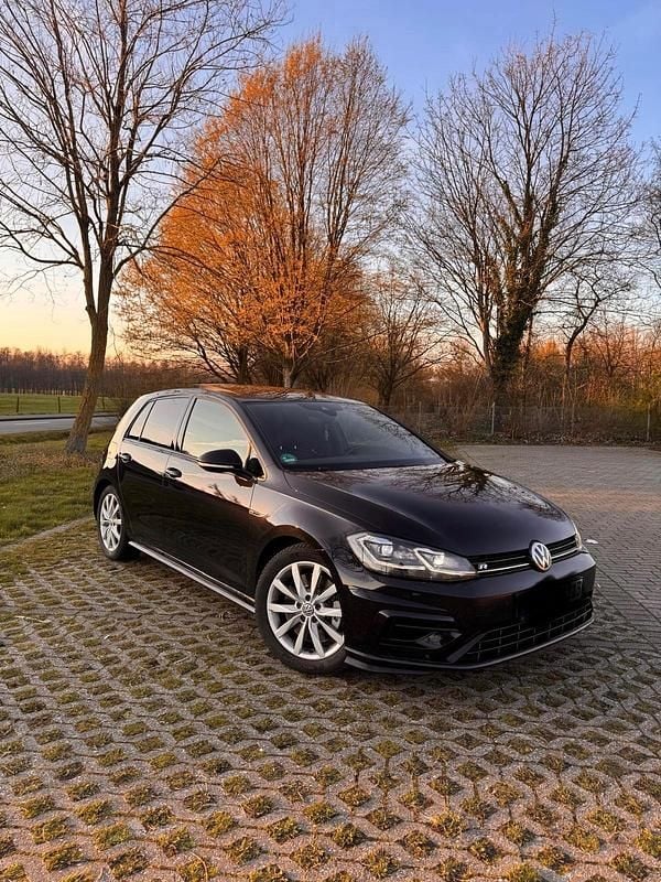Gebraucht VW Golf VII R 300 PS (220 kW) 2019 Schwarz Kleinwagen