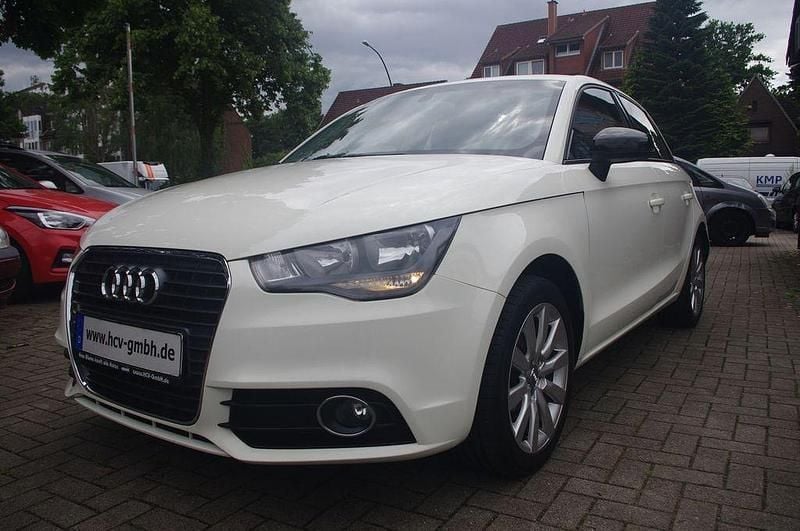 Amalfi white Gebraucht 2013 Audi A1 Sportback Attraction Kleinwagen | 6.990 € (Guter Preis) - Bild 1/4