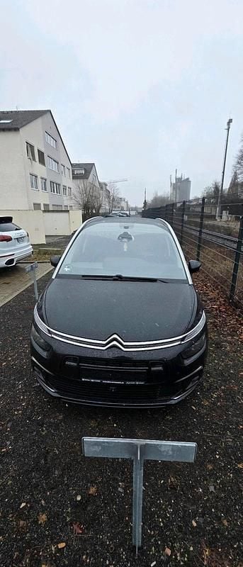 Gebraucht Citroën C4 Shine 150 PS (110 kW) 2017 Schwarz Van / Kleinbus