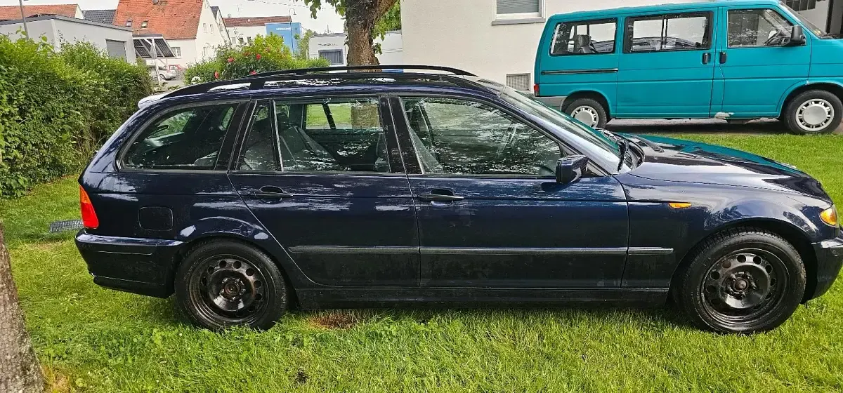 Gebraucht BMW 318 143 PS (105 kW) 2003 Blau Kombi