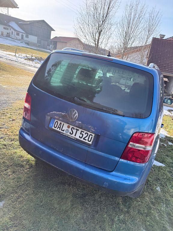 Gebraucht VW Touran Basis 116 PS (85 kW) 2005 Blau Van / Kleinbus