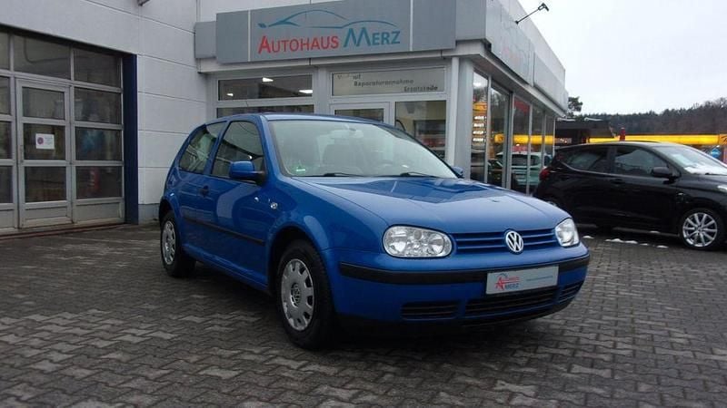 Gebraucht VW Golf IV 105 PS (77 kW) 2001 Blau