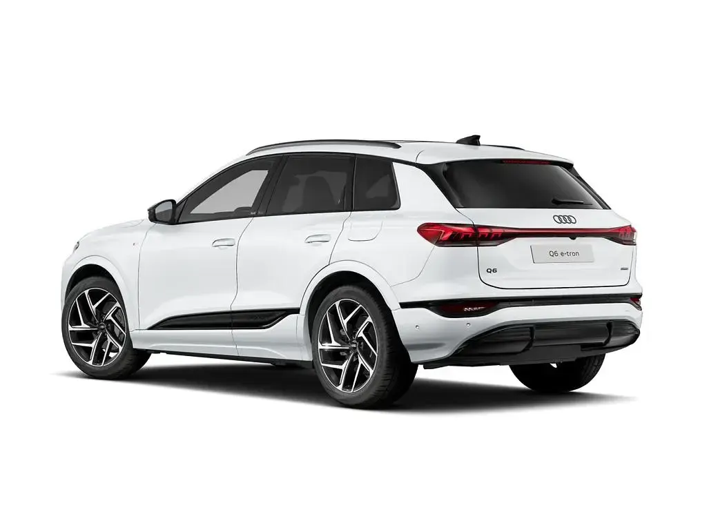 Gebraucht Audi Q6 e-tron Comfort 284 kW (387 PS) 2025 Gletscherweiß metallic SUV