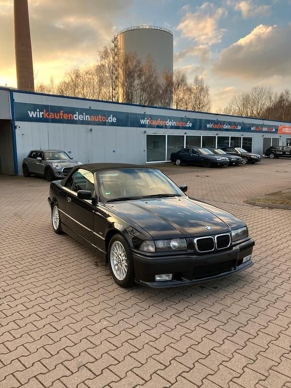 Gebraucht BMW 320 Cabriolet M Sport 150 PS (110 kW) 1999 Schwarz Cabrio