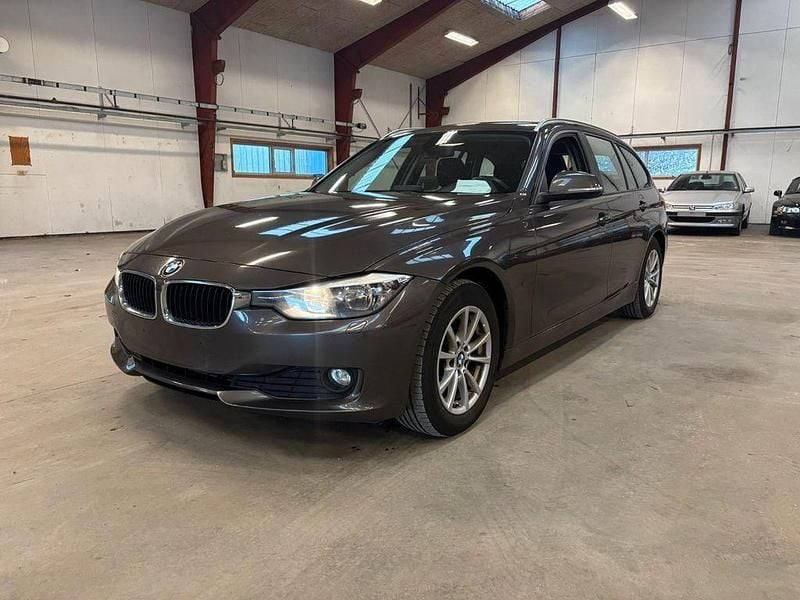 Braun Gebraucht 2015 BMW 320 Kombi | 6.300 € (Superpreis) - Bild 1/4