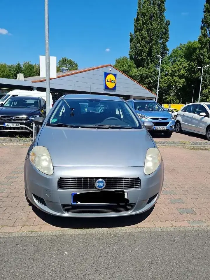 Gebraucht Fiat Grande Punto Dynamic 77 PS (56 kW) 2007 Grau Kleinwagen