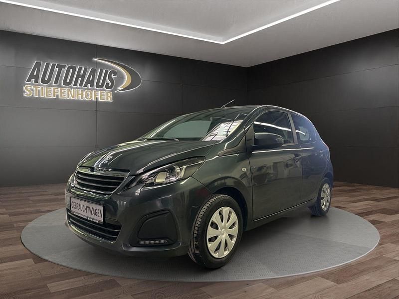 Gebraucht Peugeot 108 Active 72 PS (52 kW) 2021 Grau Kleinwagen