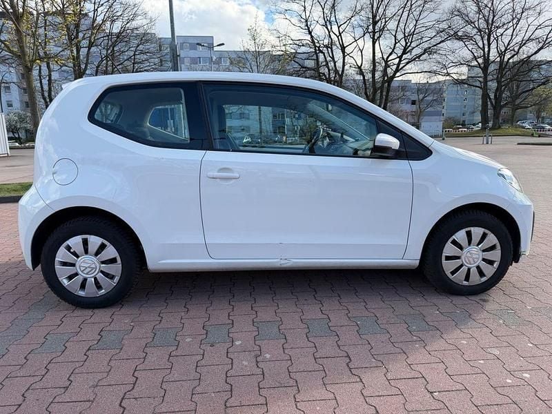 Second-hand VW up! 60 CP (44 kW) 2017 Alb Hatchback