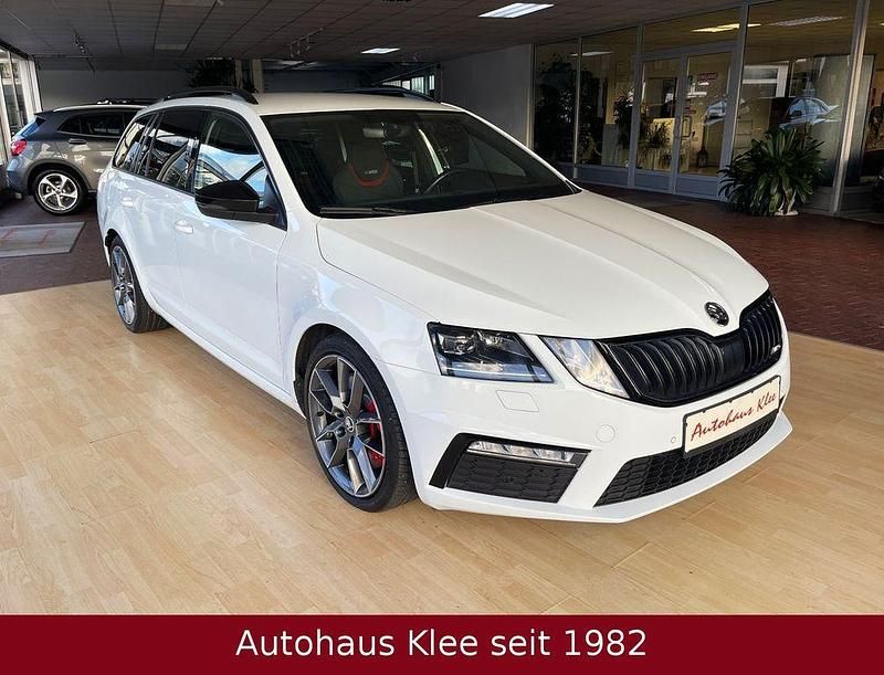 Weiß Gebraucht 2018 Skoda Octavia RS Kombi | 18.750 € (Etwas zu teuer) - Bild 1/4