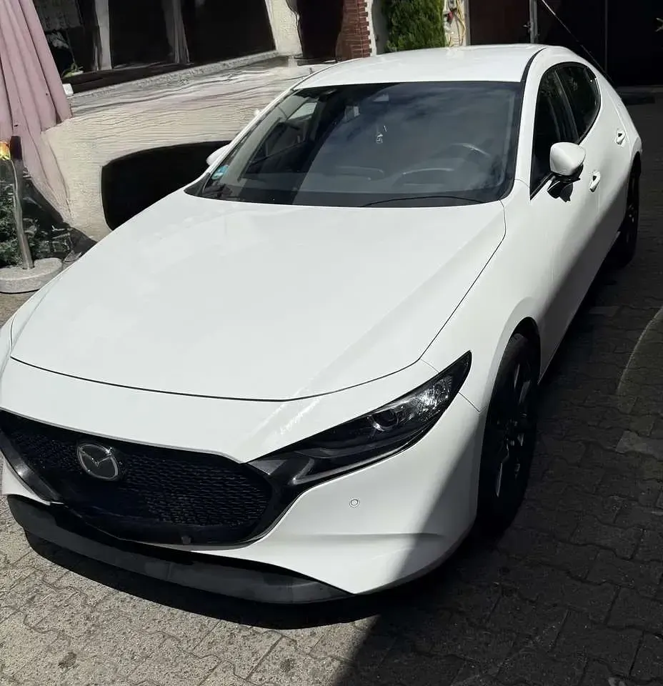 Gebraucht Mazda 3 Selection 122 PS (89 kW) 2021 Weiß Kleinwagen