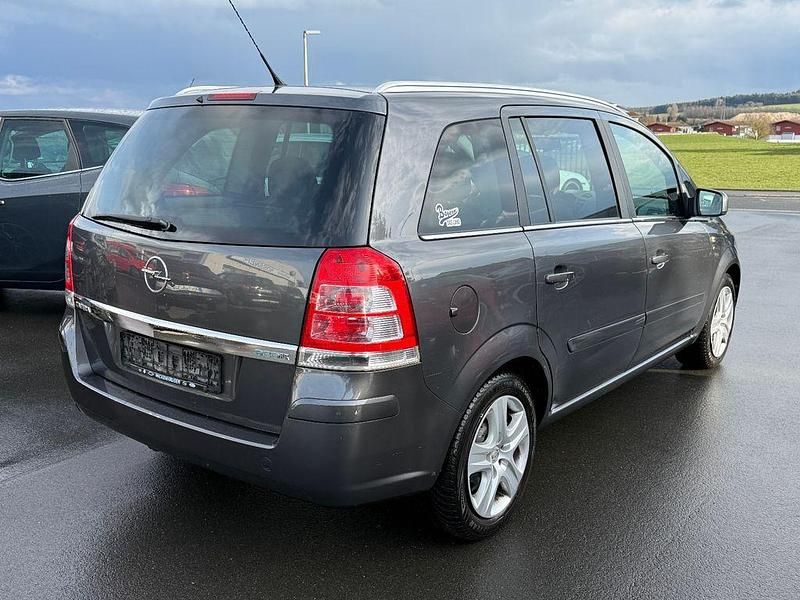 Gebraucht Opel Zafira Edition 116 PS (85 kW) 2010 Grau Van / Kleinbus