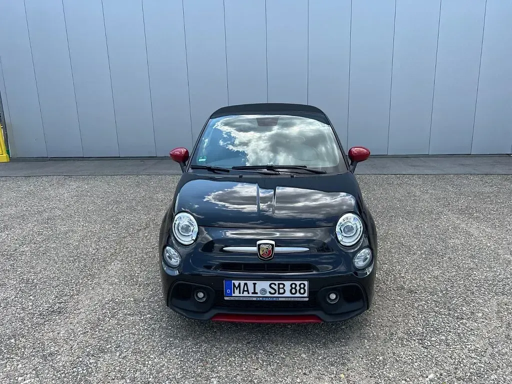 Gebraucht Abarth 595C 165 PS (121 kW) 2023 Schwarz Cabrio