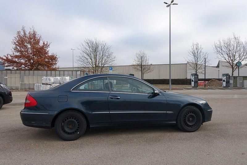 Gebraucht Mercedes CLK220 150 PS (110 kW) 2006 Schwarz Coupé