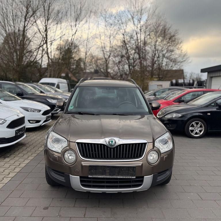 Gebraucht Skoda Yeti Elegance 140 PS (102 kW) 2013 Braun SUV