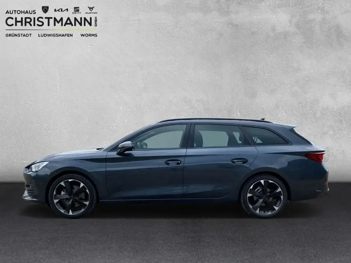 Usata Cupra Leon Basis 150 CV (110 kW) 2024 Grigio Station wagon